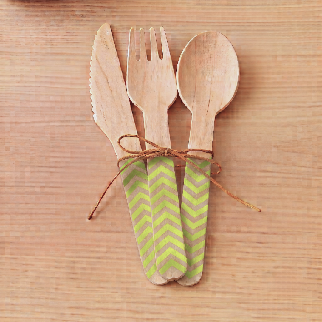Set de cubiertos de madera verde claro | 18 piezas