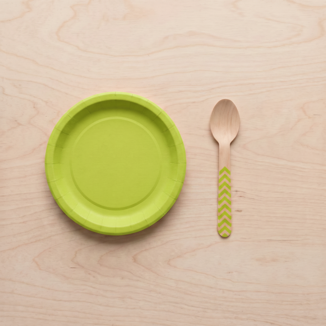 Platos pequeños de cartón verde claro 18 cm | 8 unidades