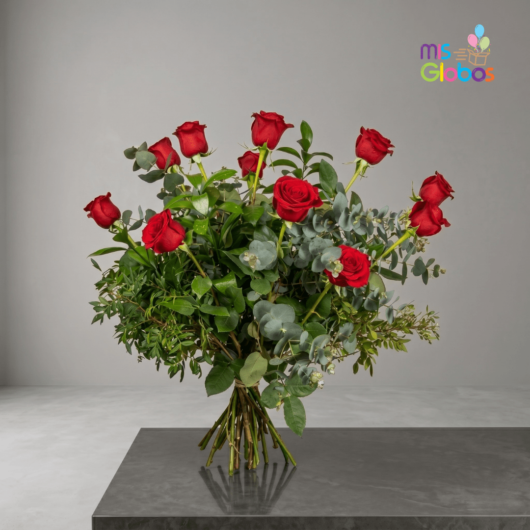 Ramo de 12 rosas rojas