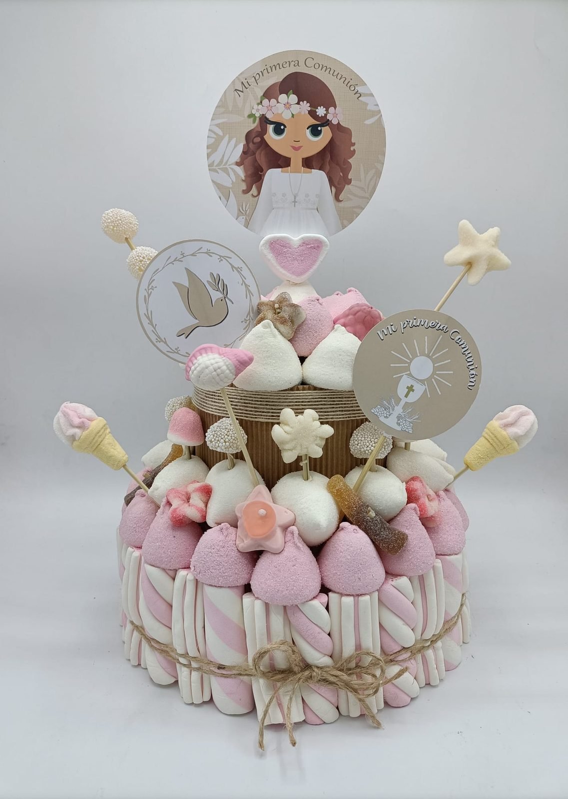 Tarta de chuches Comunión Chica Rústica - Mis Globos