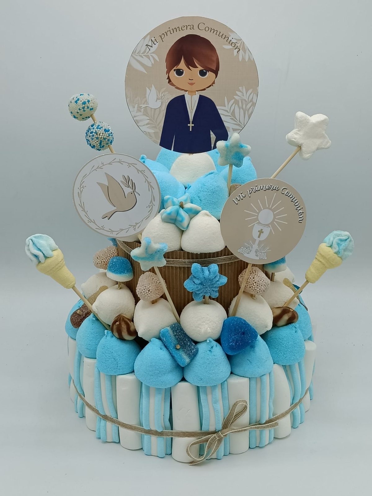 Tarta de chuches Comunión Niño Rústica