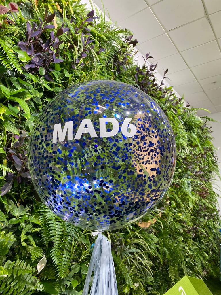 Decoburbuja 80 cm. con confeti metalizado - Mis Globos