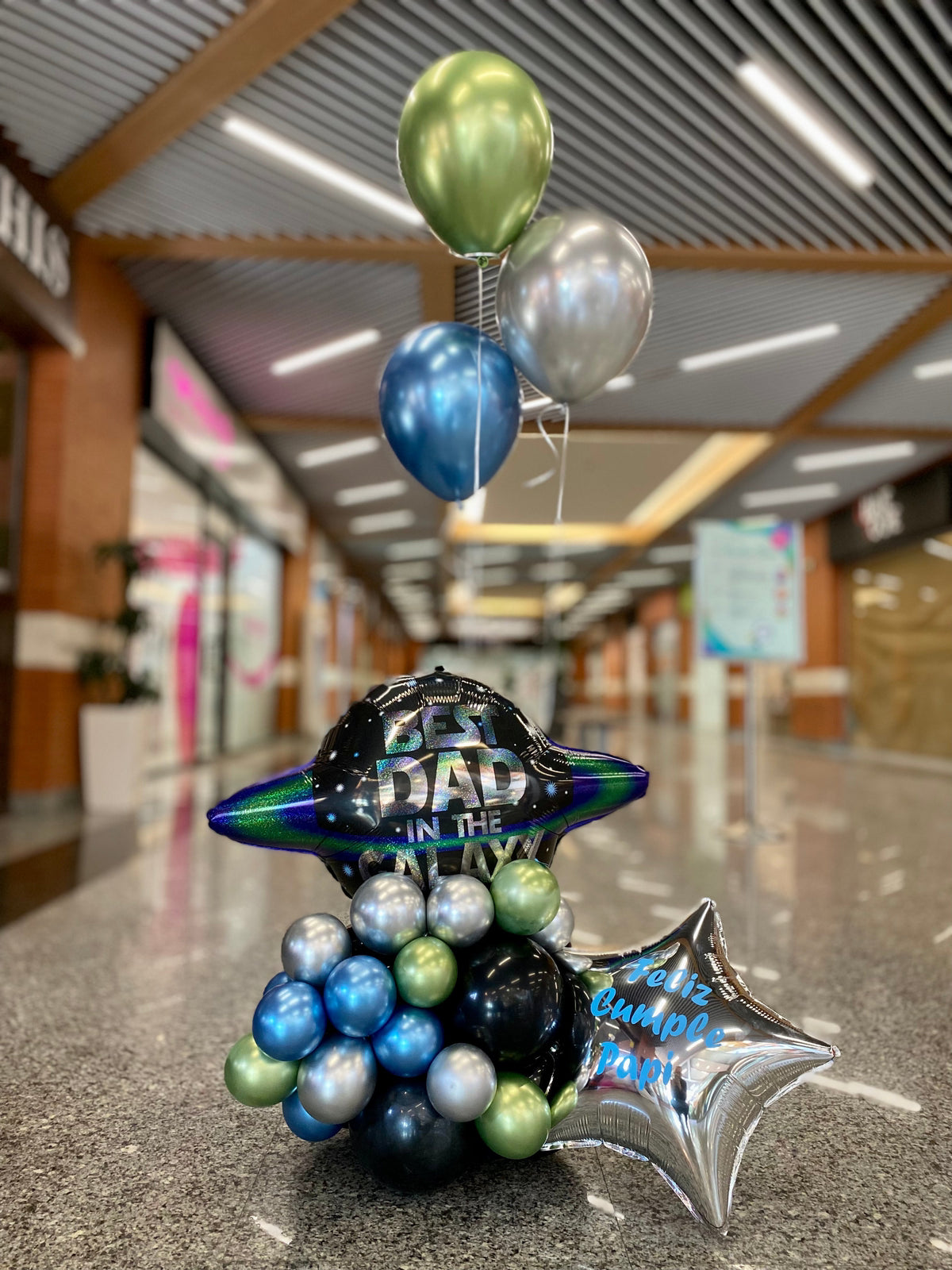 Arreglo con base Mejor padre de la galaxia - Mis Globos