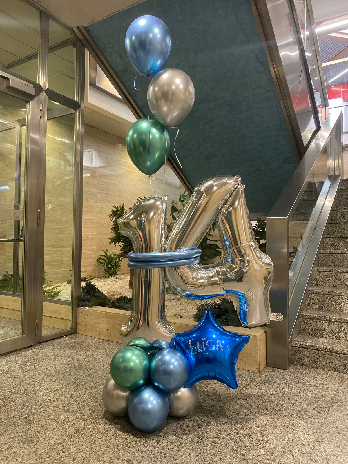 Ramo de globos Universo Brillante