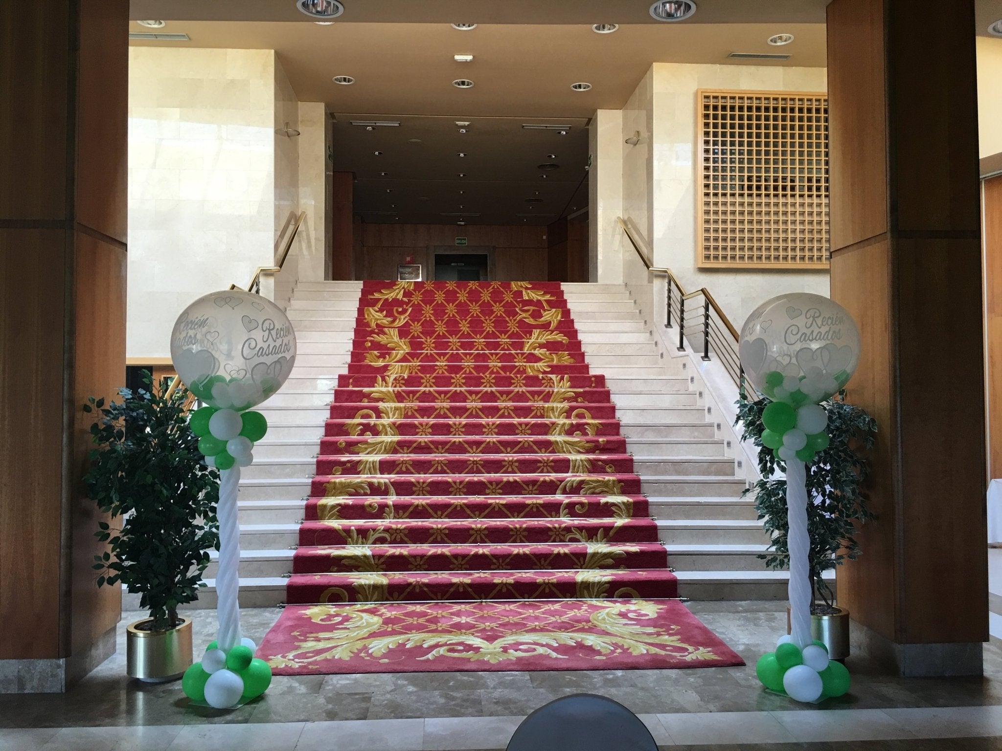 Ramo de globos Boda columna Elegance 2M. - Mis Globos