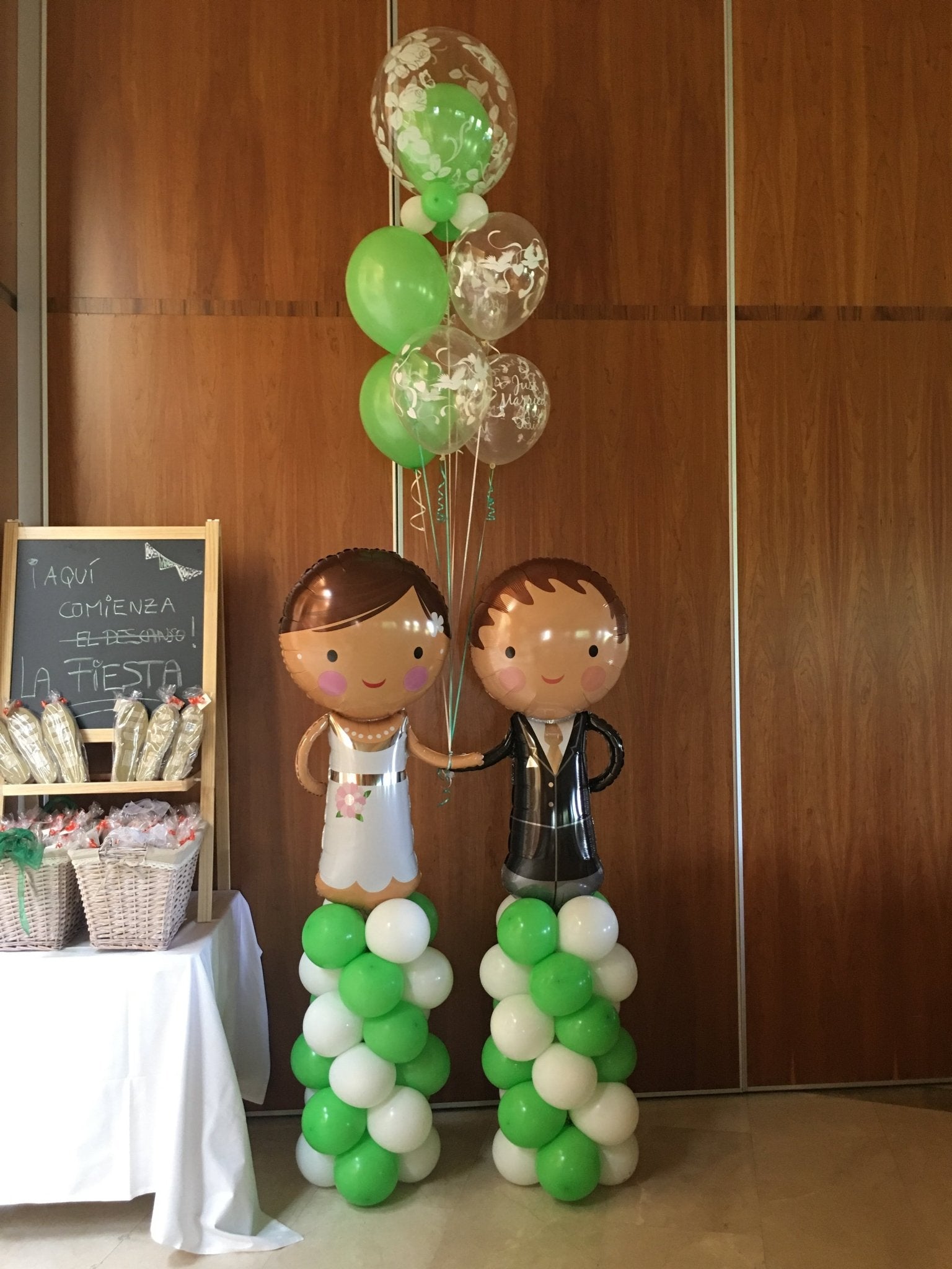 Ramo de globos Boda columna novios - Mis Globos
