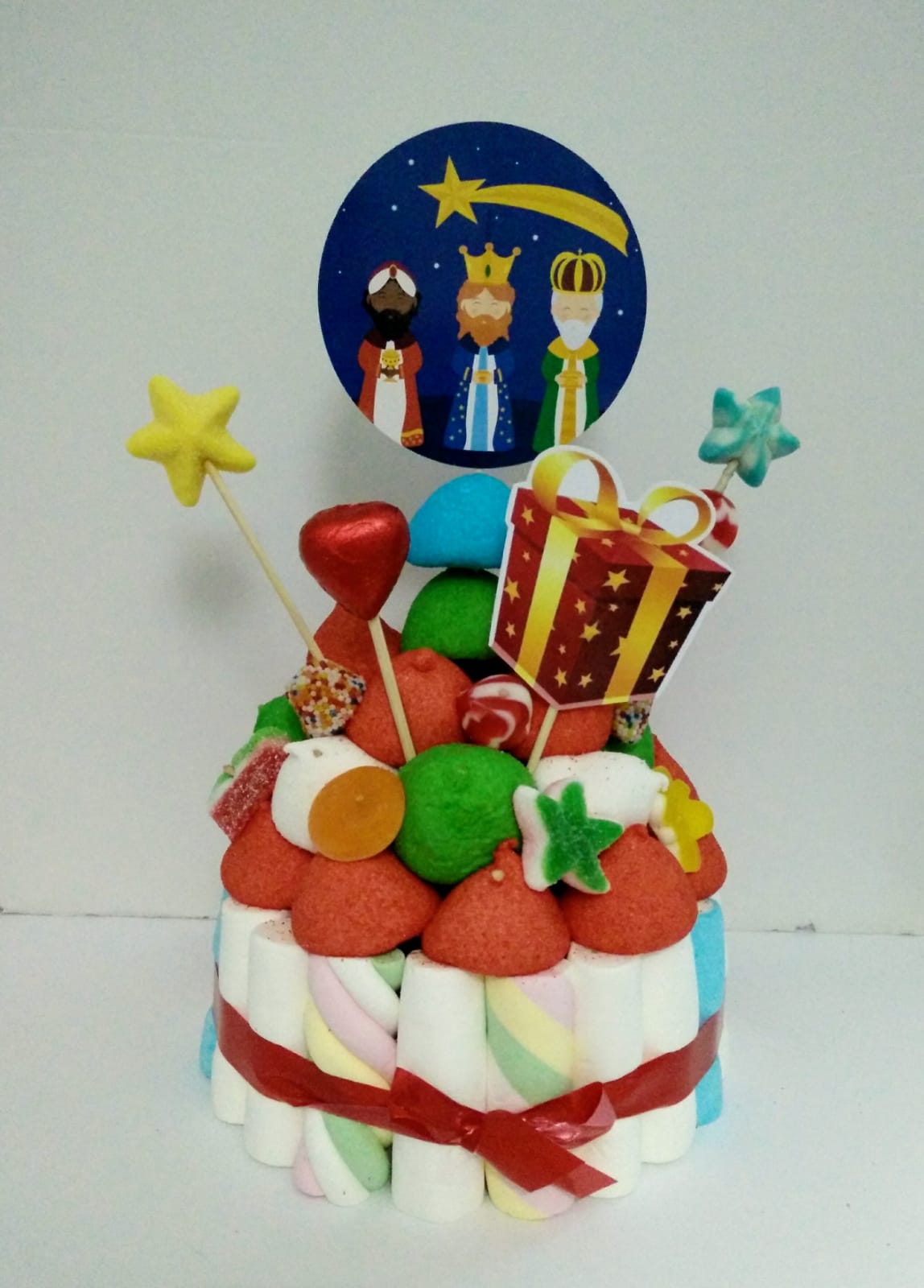 Tarta de chuches Reyes Magos - Mis Globos