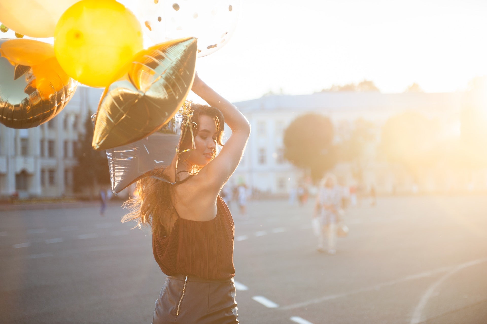 Consejos para que tus globos decorativos no se estropeen en verano - Mis Globos