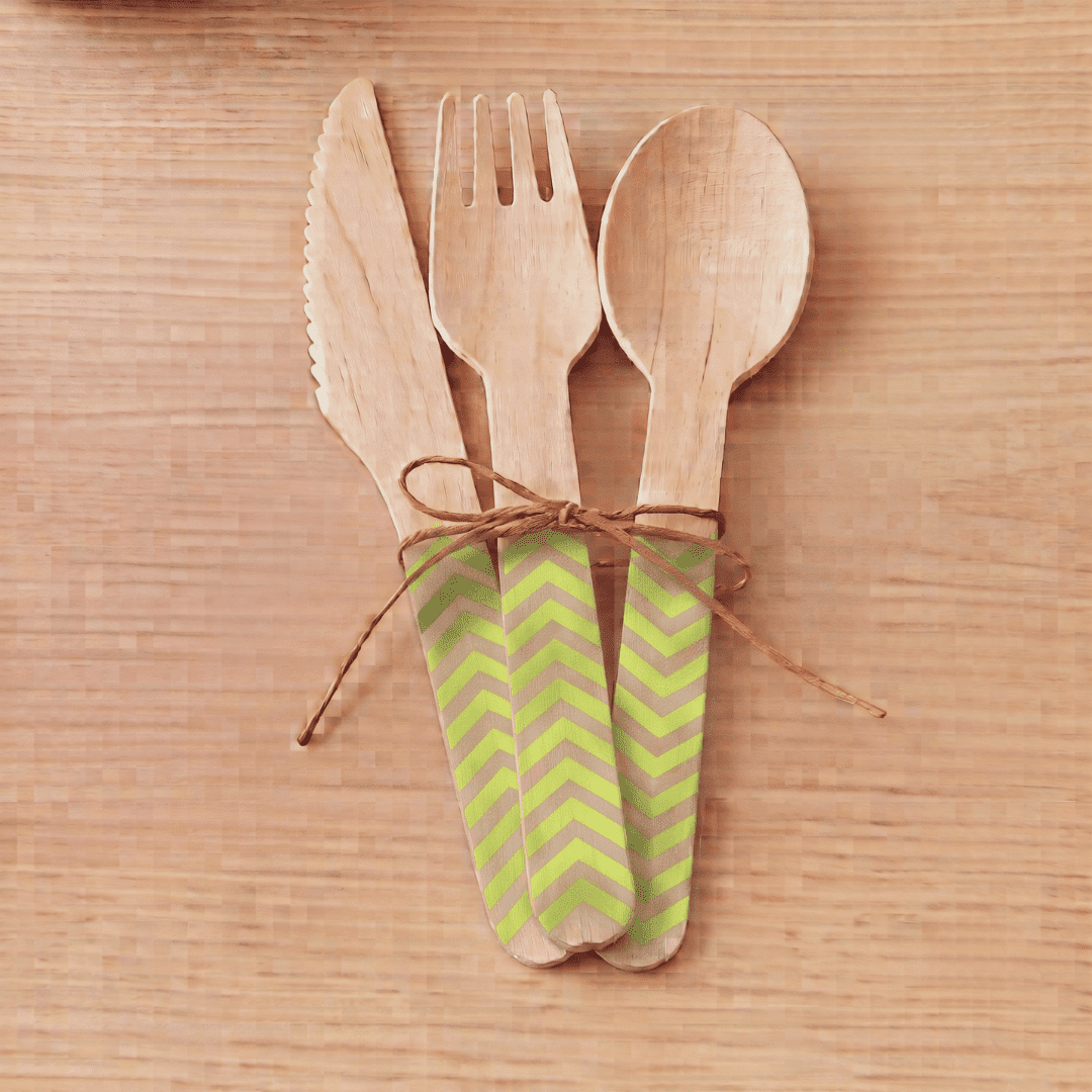 Set de cubiertos de madera verde claro | 18 piezas